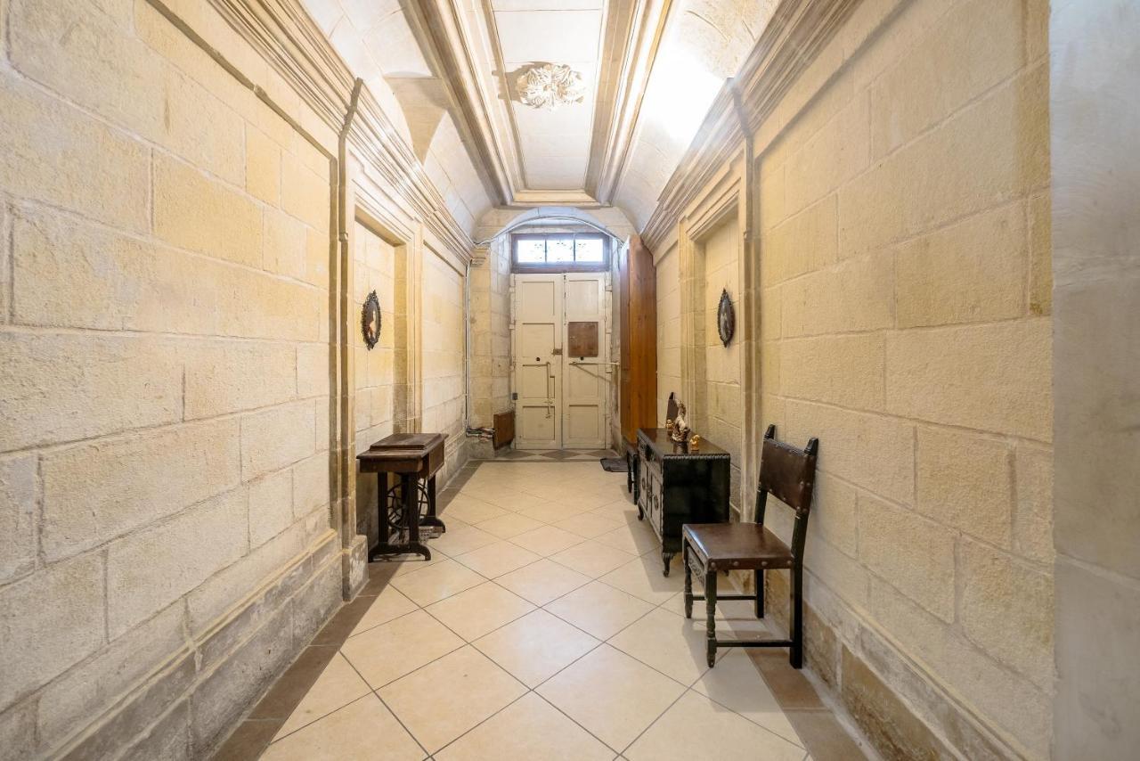 Valletta Main Street Apartment Deluxe מראה חיצוני תמונה
